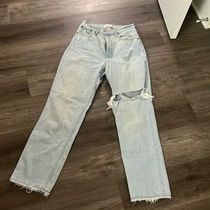 Abercrombie & Fitch The “90’s” Straight Ultra High Rise